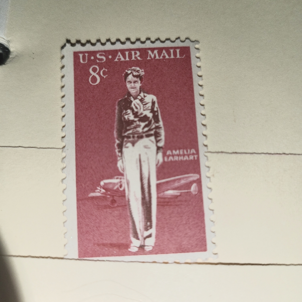 Amelia Earhart  8 cent USA stamp